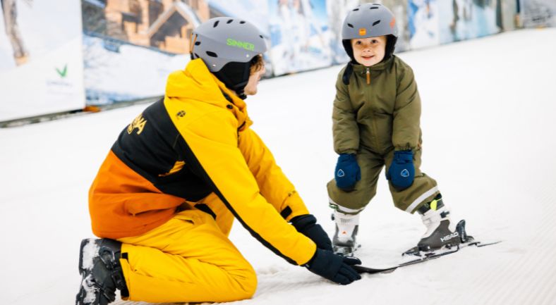 Gediplomeerd Skileraar En Of Snowboardleraar