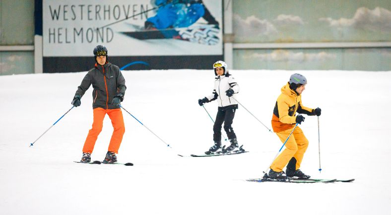 Do you want to prepare for winter sports, learn to ski/snowboard or improve your technique? Then our VIP courses are for you!